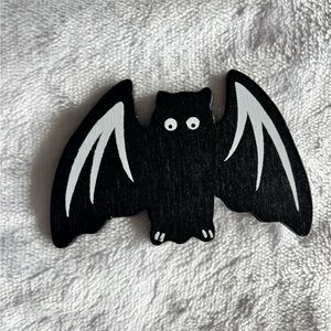 Batman Black and White Bat Wings Jacket Pin